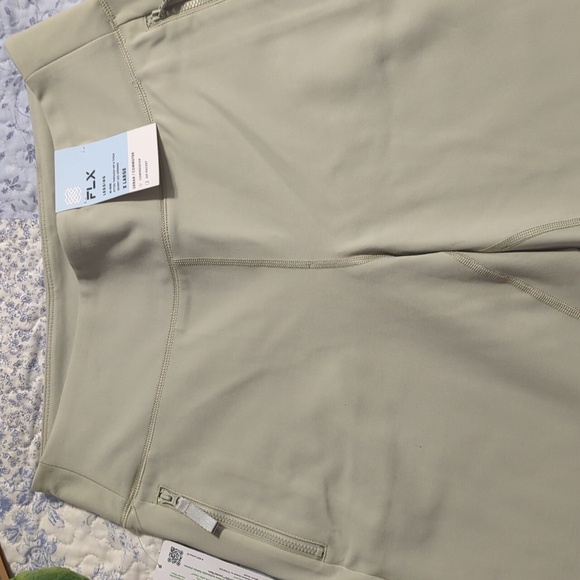 FLX Hi-Rise Leggings - Picture 2 of 9